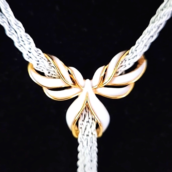 Vintage Crown Trifari Necklace/Earrings Set - Picture 3 of 9